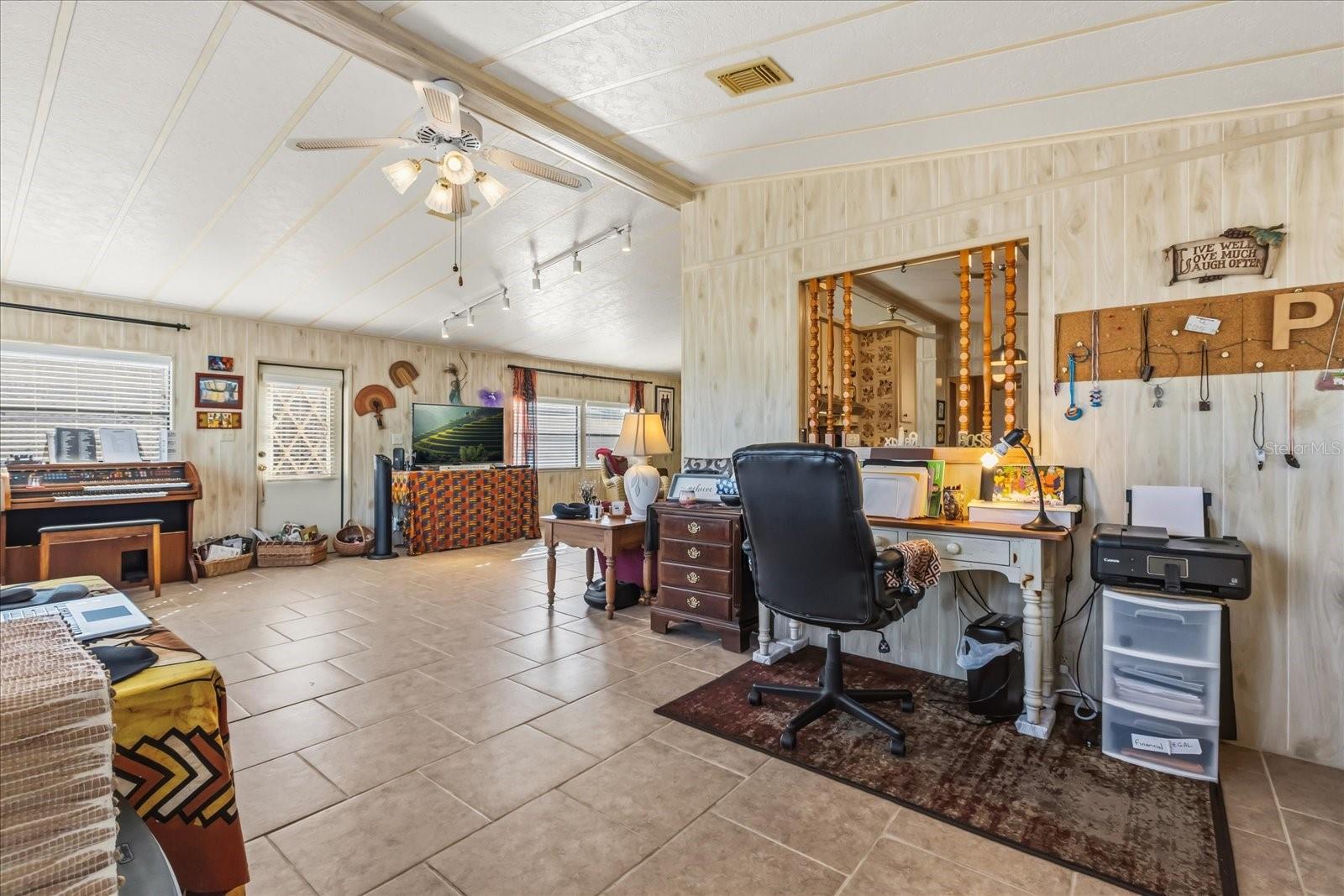 Image 6 of 56 For 1020 Dustin Drive