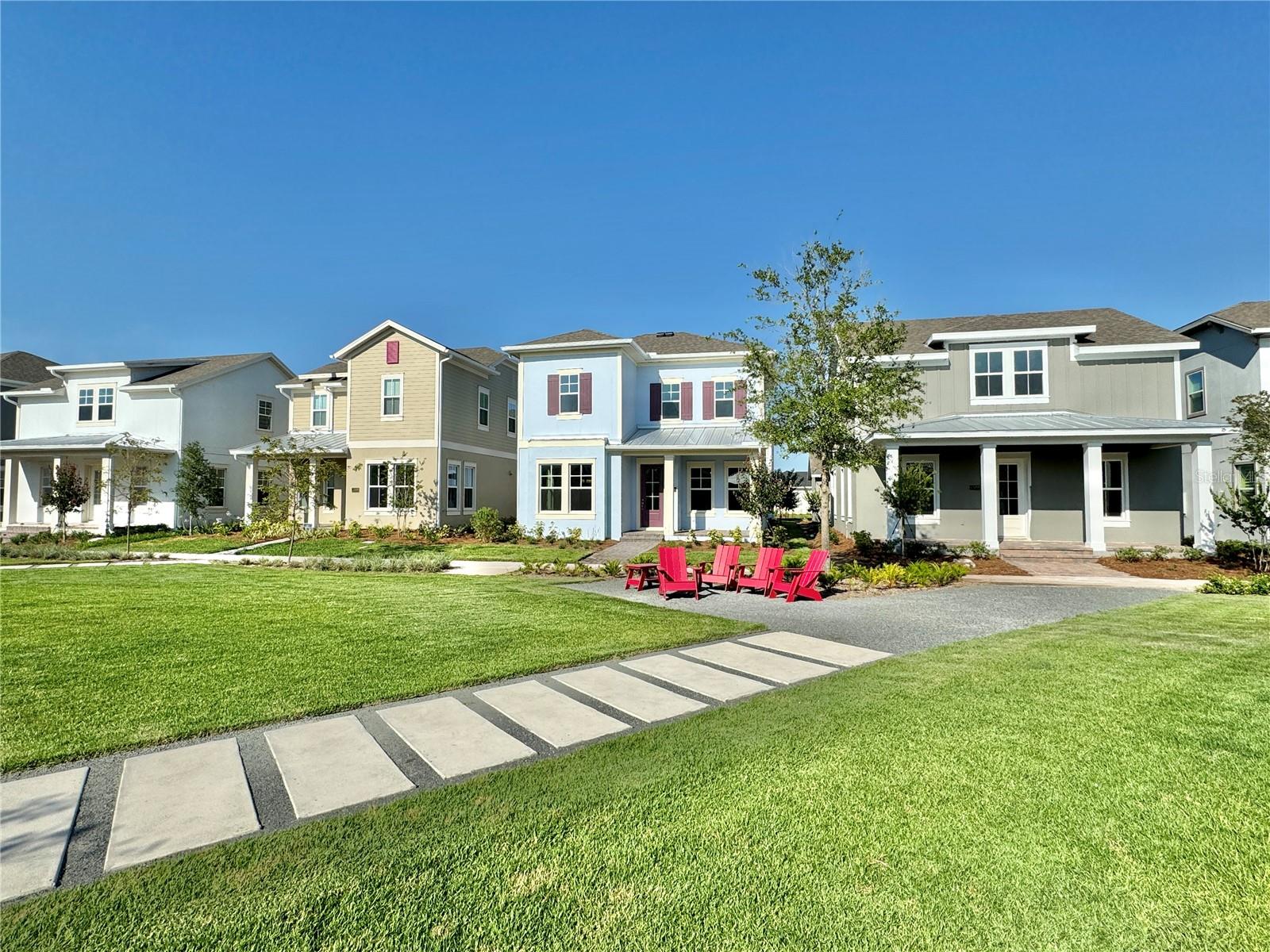 Image 2 of 60 For 13352 Leggett Alley