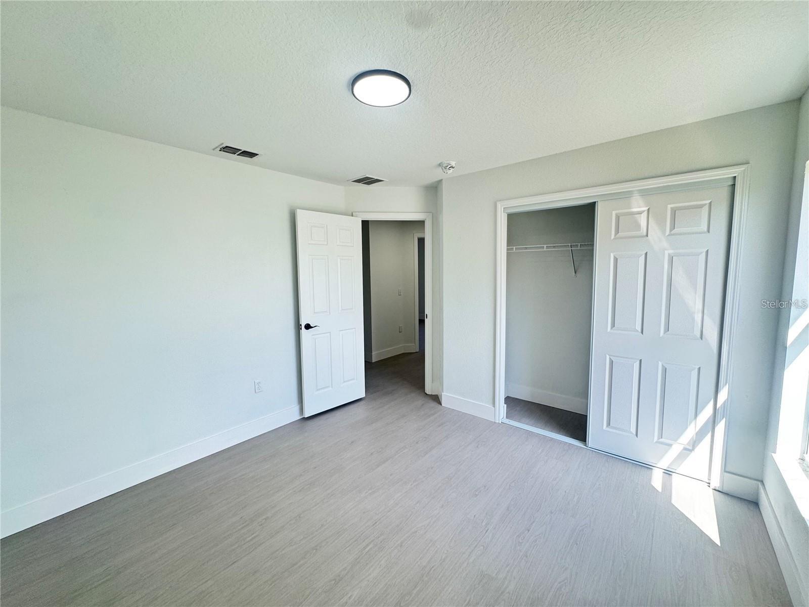 Image 28 of 33 For 207 High Ridge Drive