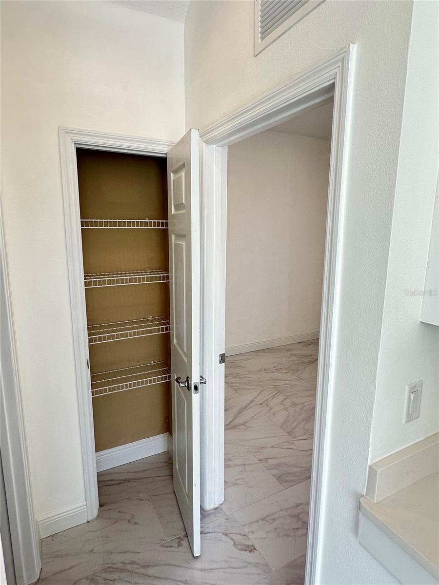 Image 22 of 81 For 9189 Camden Gardens Street