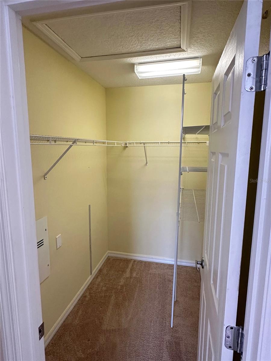 Image 29 of 81 For 9189 Camden Gardens Street