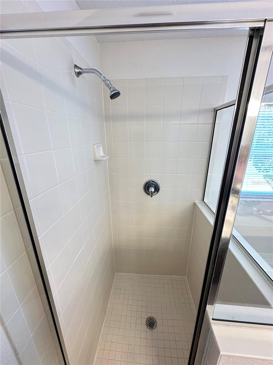 Image 31 of 81 For 9189 Camden Gardens Street