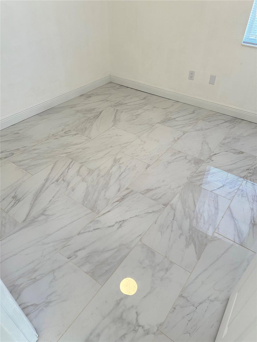 Image 49 of 81 For 9189 Camden Gardens Street