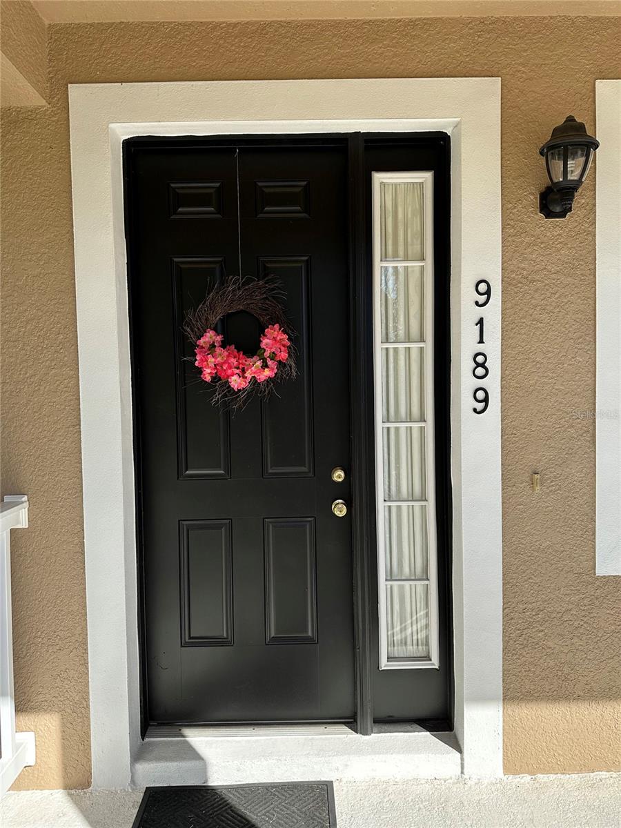 Image 7 of 81 For 9189 Camden Gardens Street