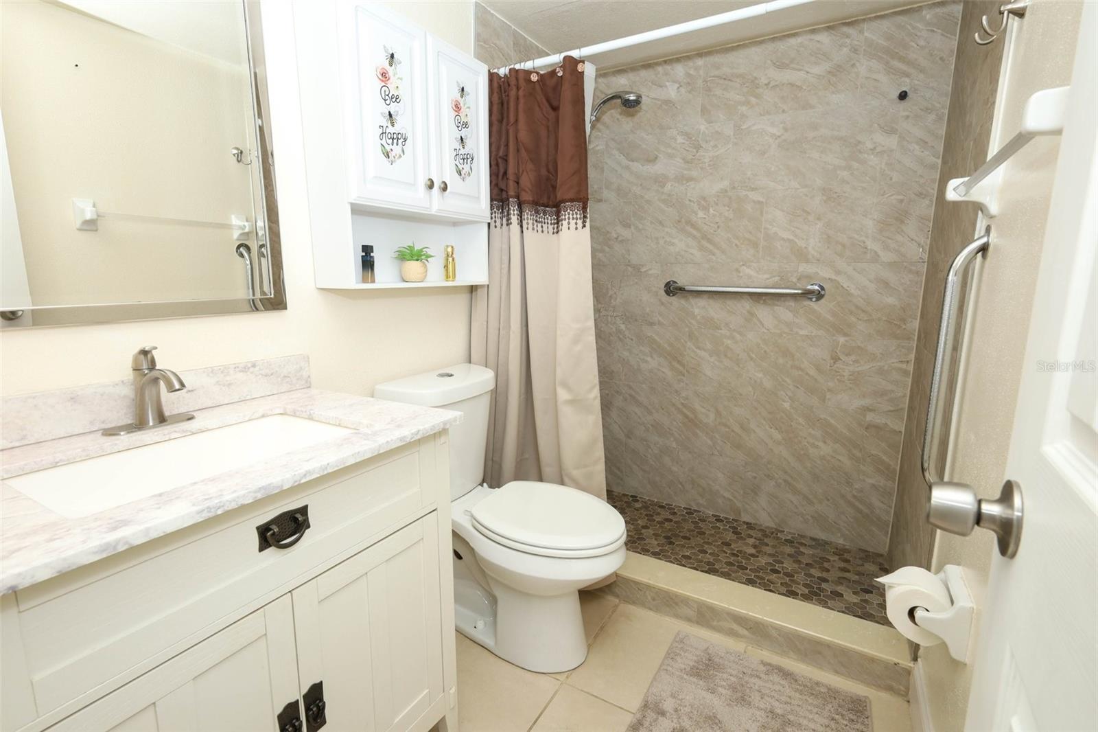 Image 17 of 43 For 189 Lewfield Circle 189