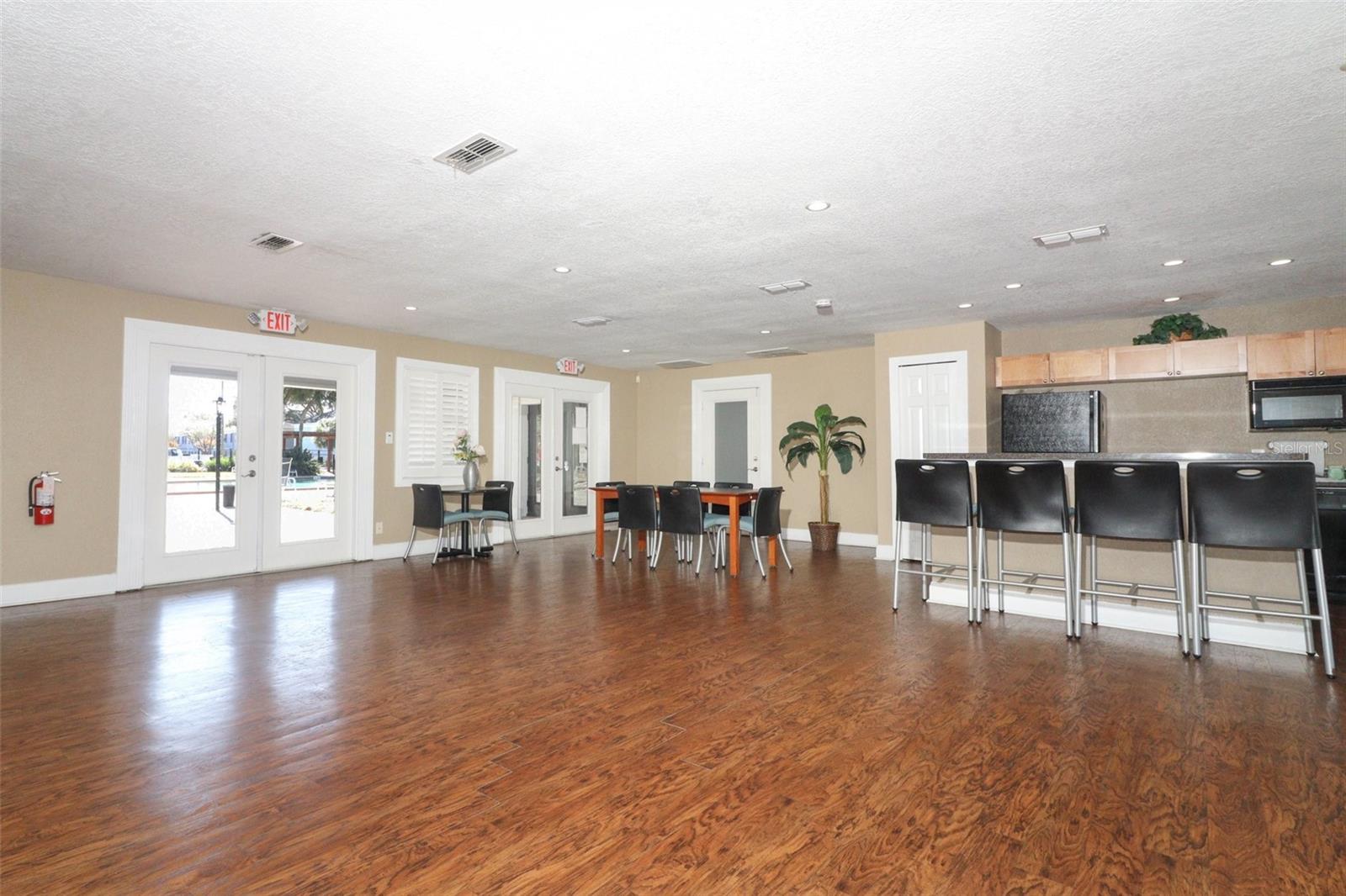 Image 25 of 43 For 189 Lewfield Circle 189