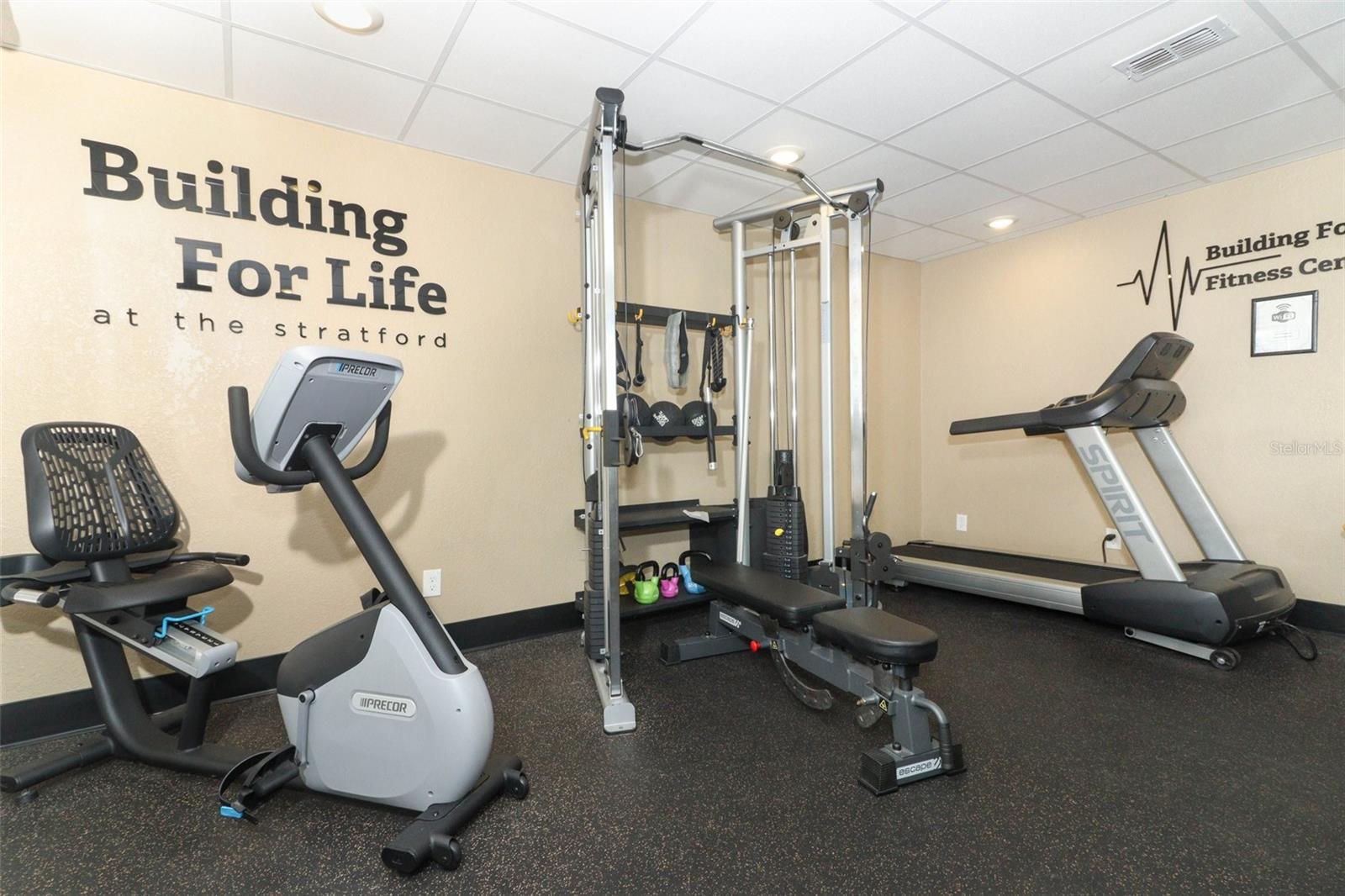 Image 27 of 43 For 189 Lewfield Circle 189