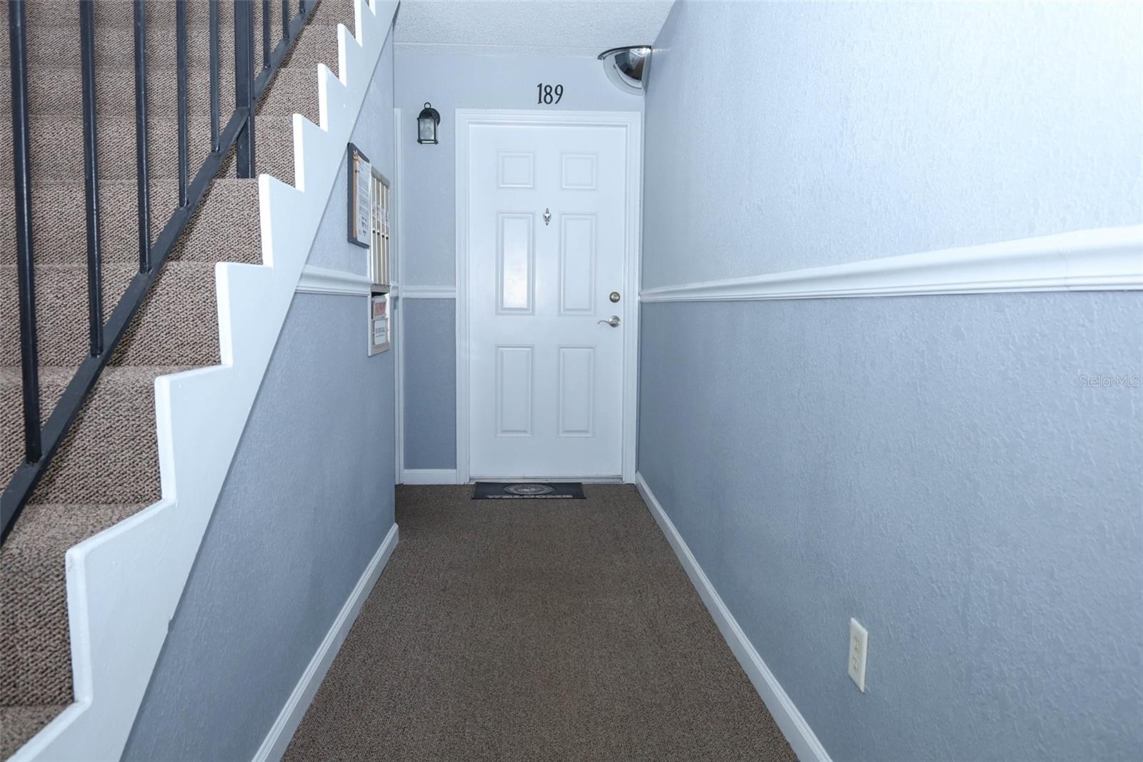 Image 35 of 43 For 189 Lewfield Circle 189