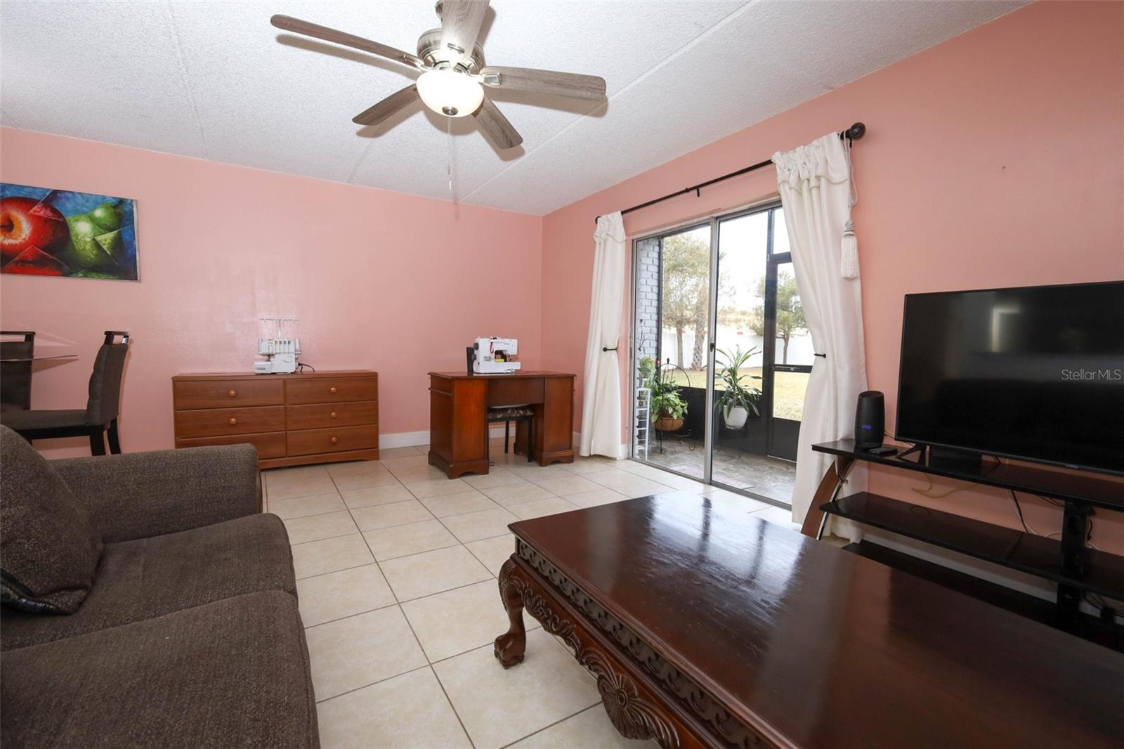 Image 6 of 43 For 189 Lewfield Circle 189