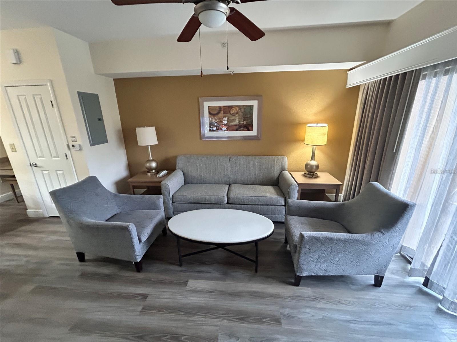 Image 5 of 22 For 12544 Floridays Resort Drive 402b