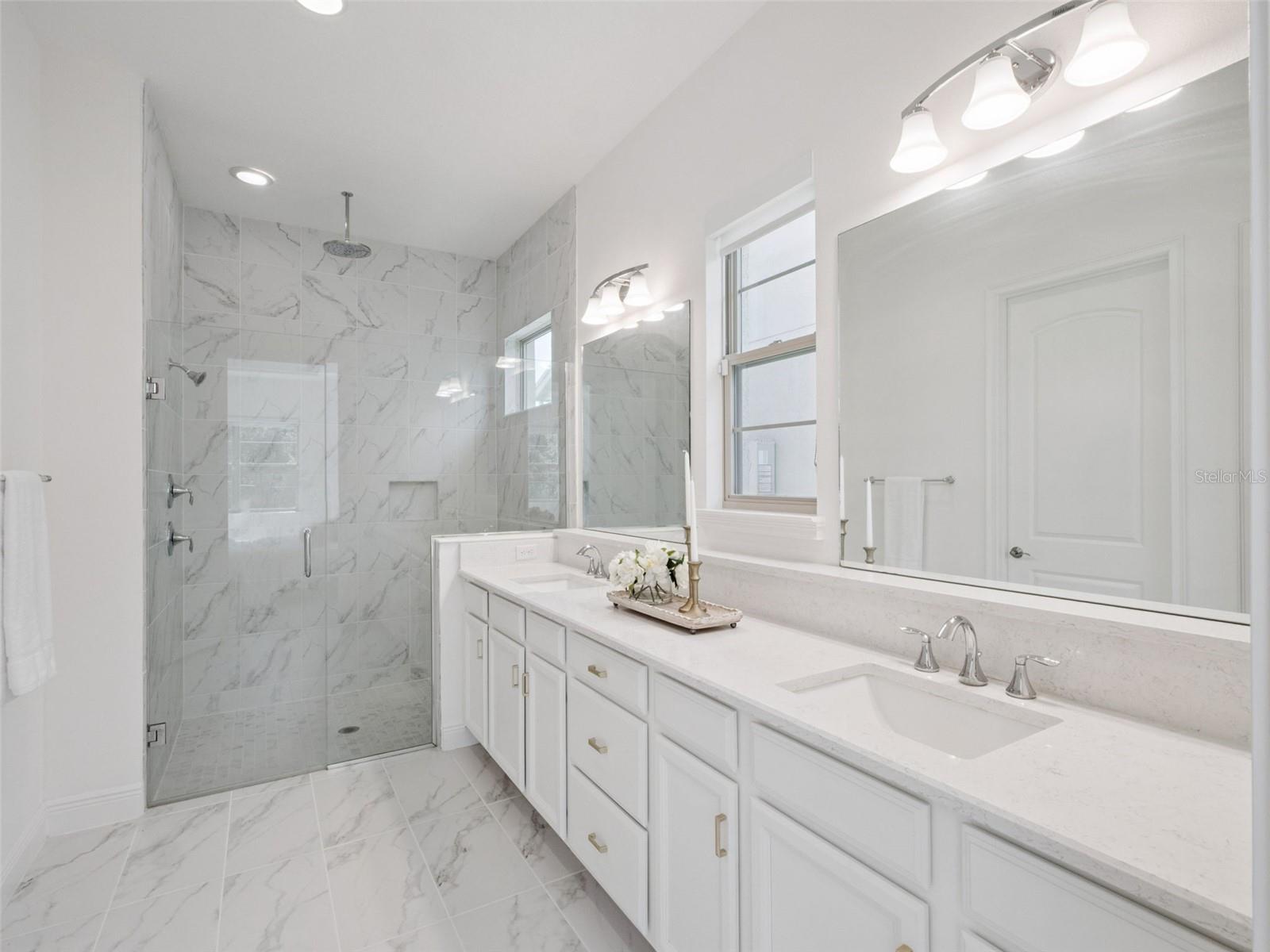 Image 21 of 47 For 2932 Tupelo Loop