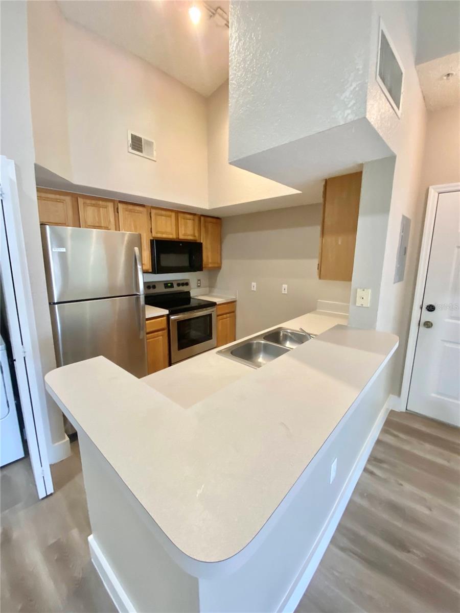 Image 3 of 25 For 13015 Plantation Park Circle 1037