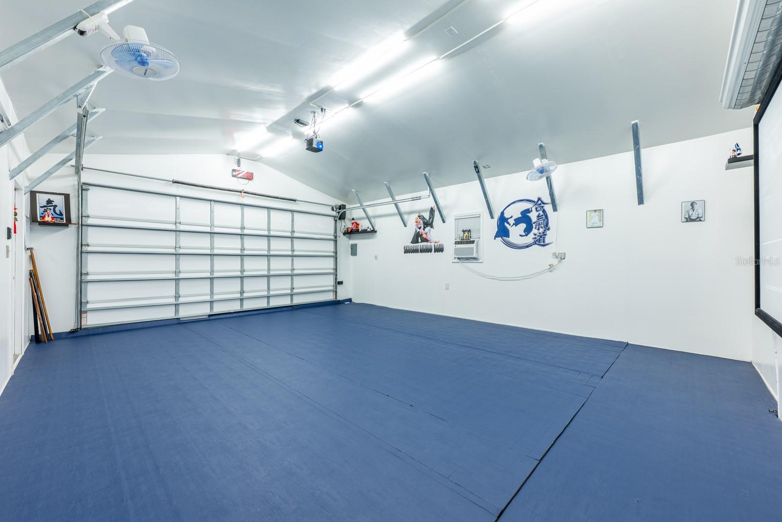 Image 33 of 40 For 2540 Winners Circle