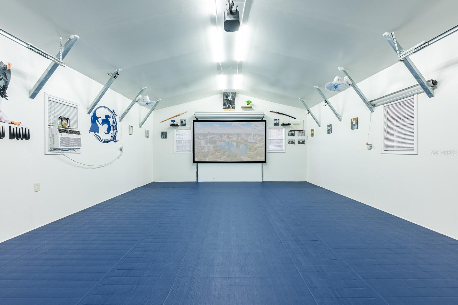 Image 34 of 40 For 2540 Winners Circle