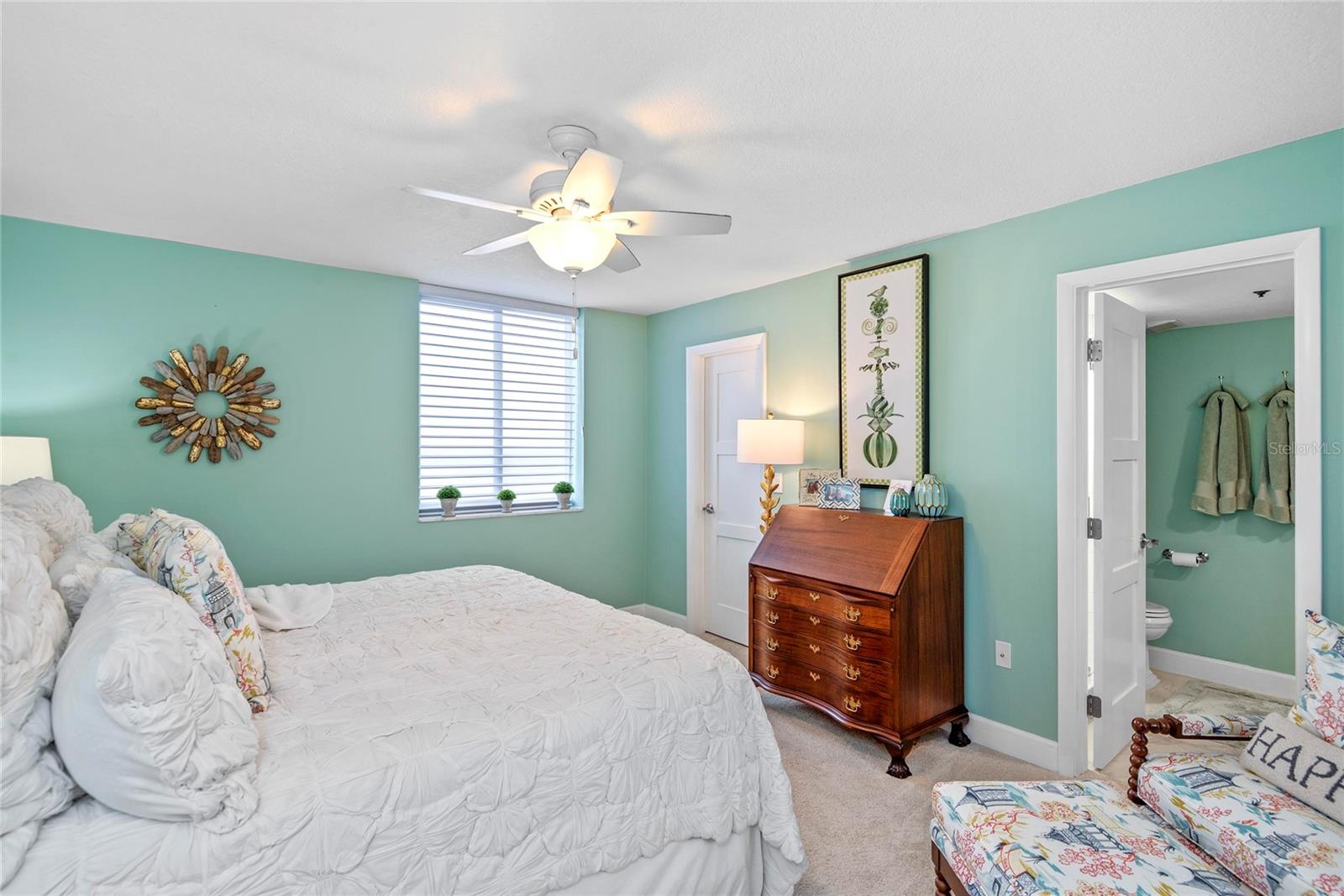 Image 31 of 48 For 5275 Atlantic Avenue S 1108