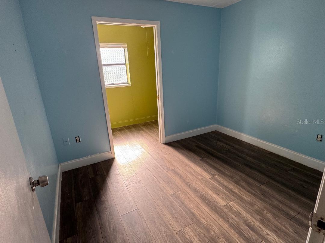 Image 13 of 21 For 1412 Garfield Avenue