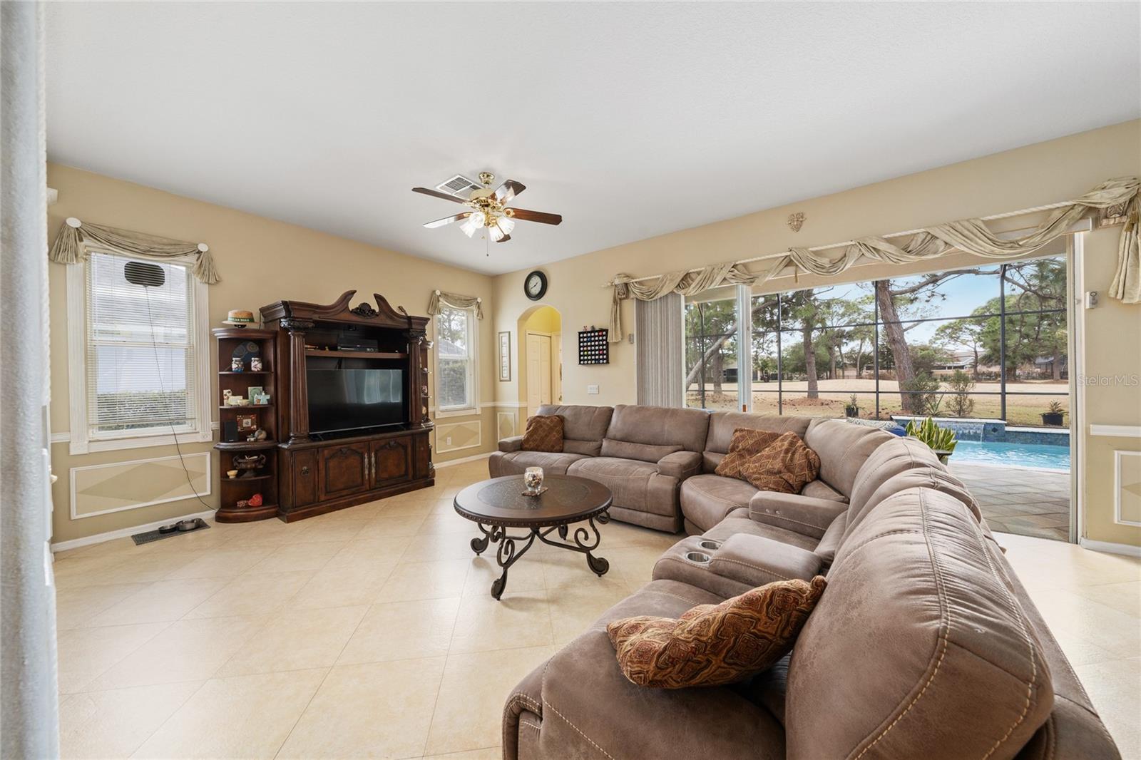 Image 15 of 39 For 14310 Sports Club Way