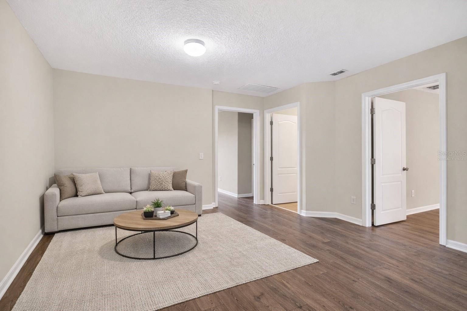 Image 10 of 27 For 1519 Priory Circle