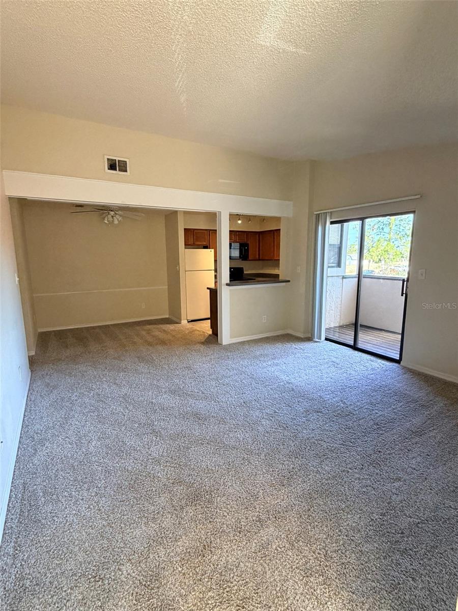 Image 3 of 15 For 2936 Antique Oaks  70