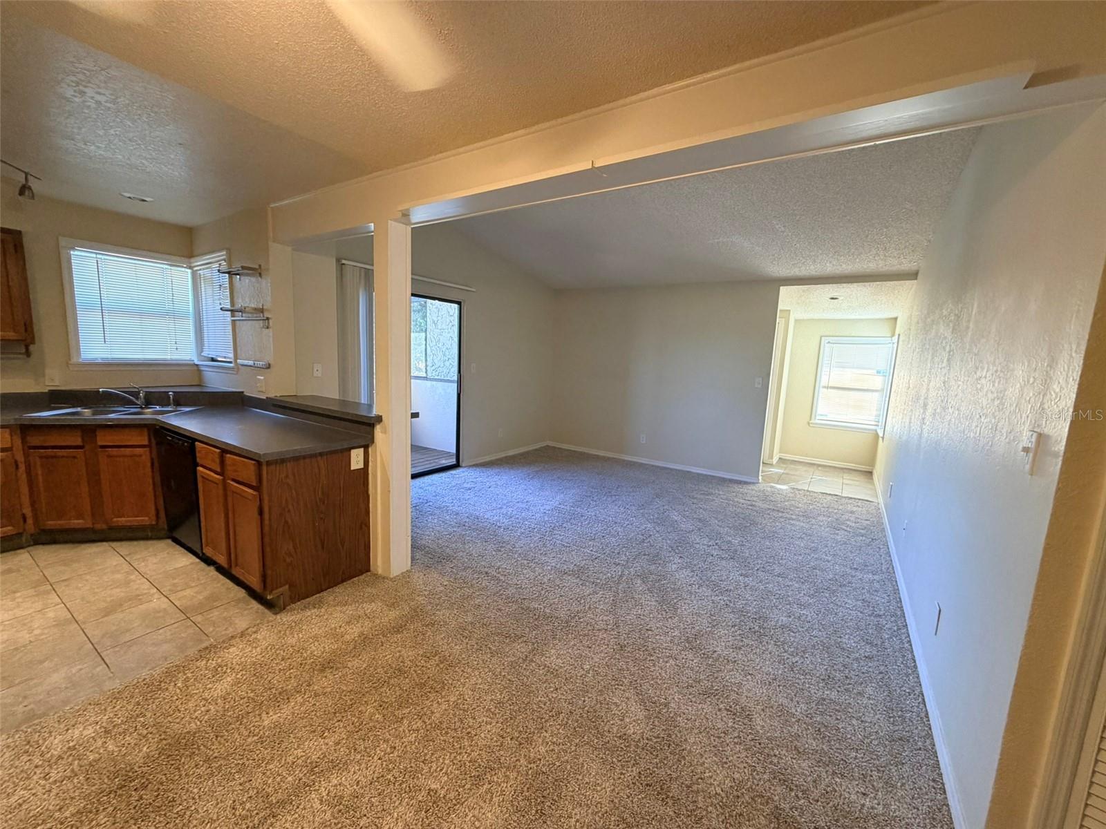 Image 9 of 15 For 2936 Antique Oaks  70