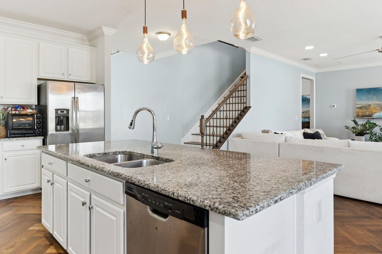 Image 8 of 38 For 18799 Henequen Lane Se