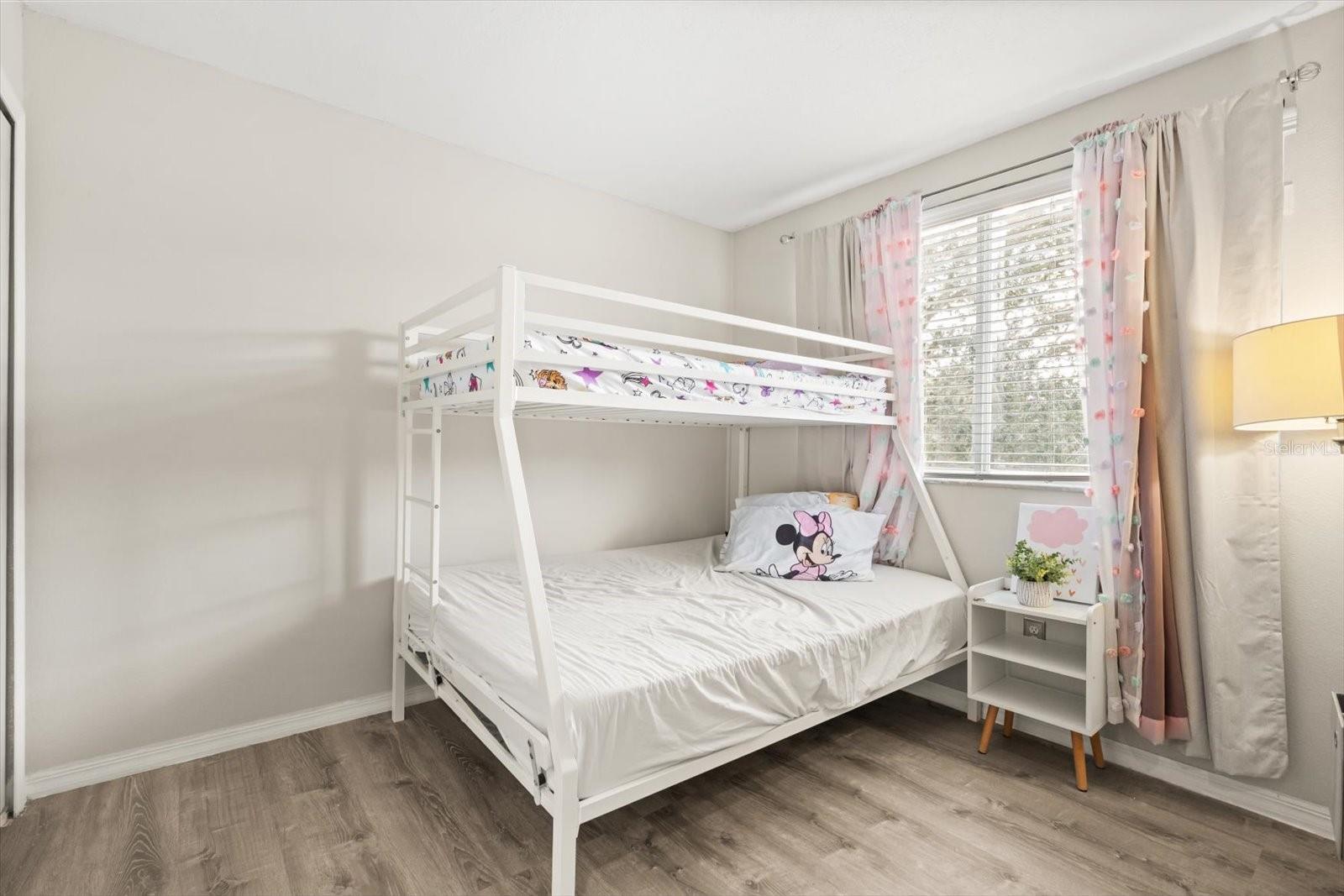 Image 24 of 29 For 1003 Wharf Creek Court