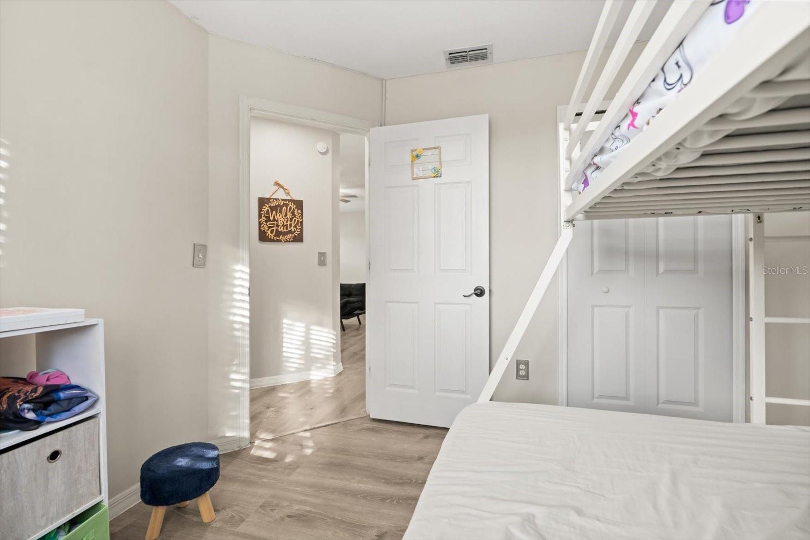 Image 25 of 29 For 1003 Wharf Creek Court