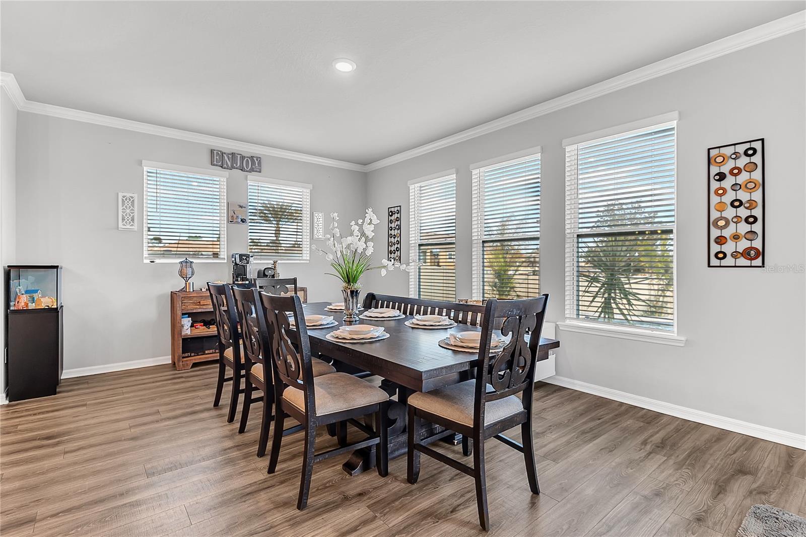 Image 17 of 52 For 17140 Cercis Loop