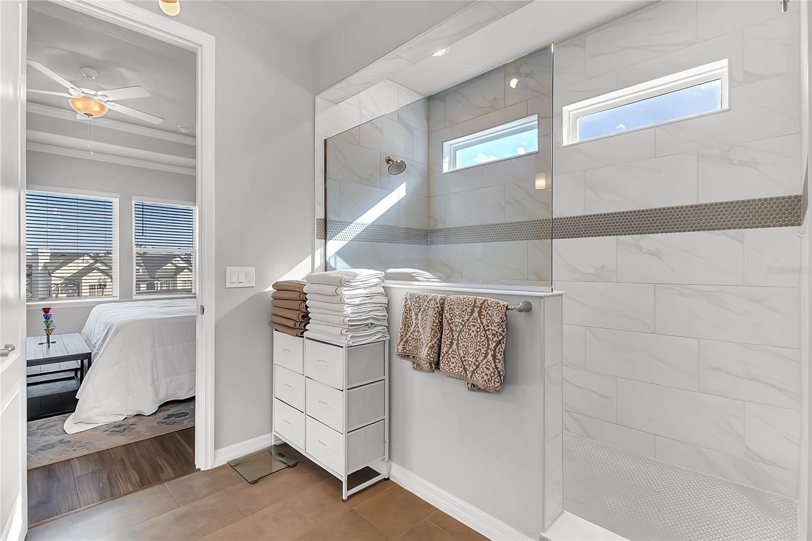 Image 30 of 52 For 17140 Cercis Loop