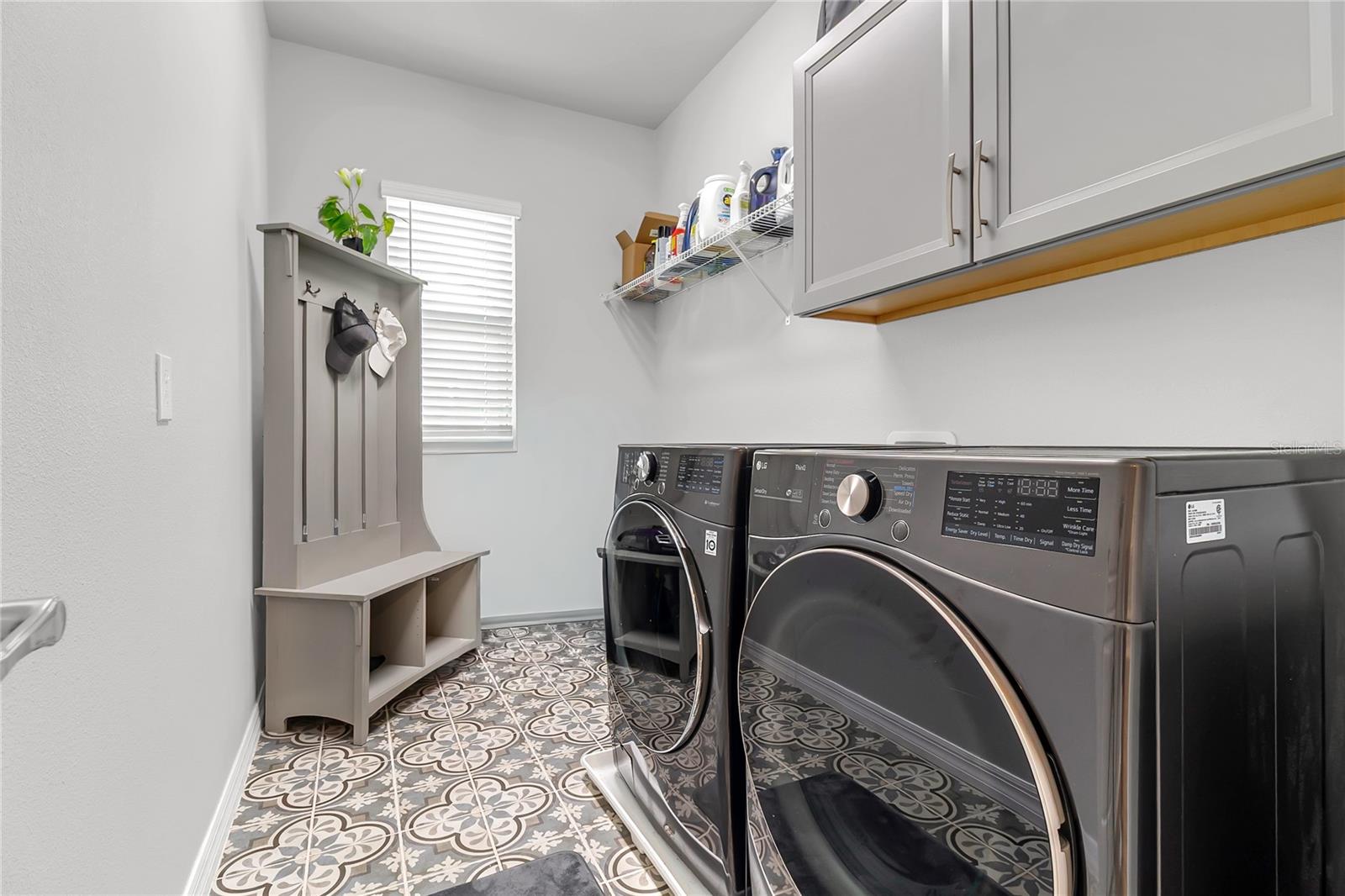 Image 37 of 52 For 17140 Cercis Loop