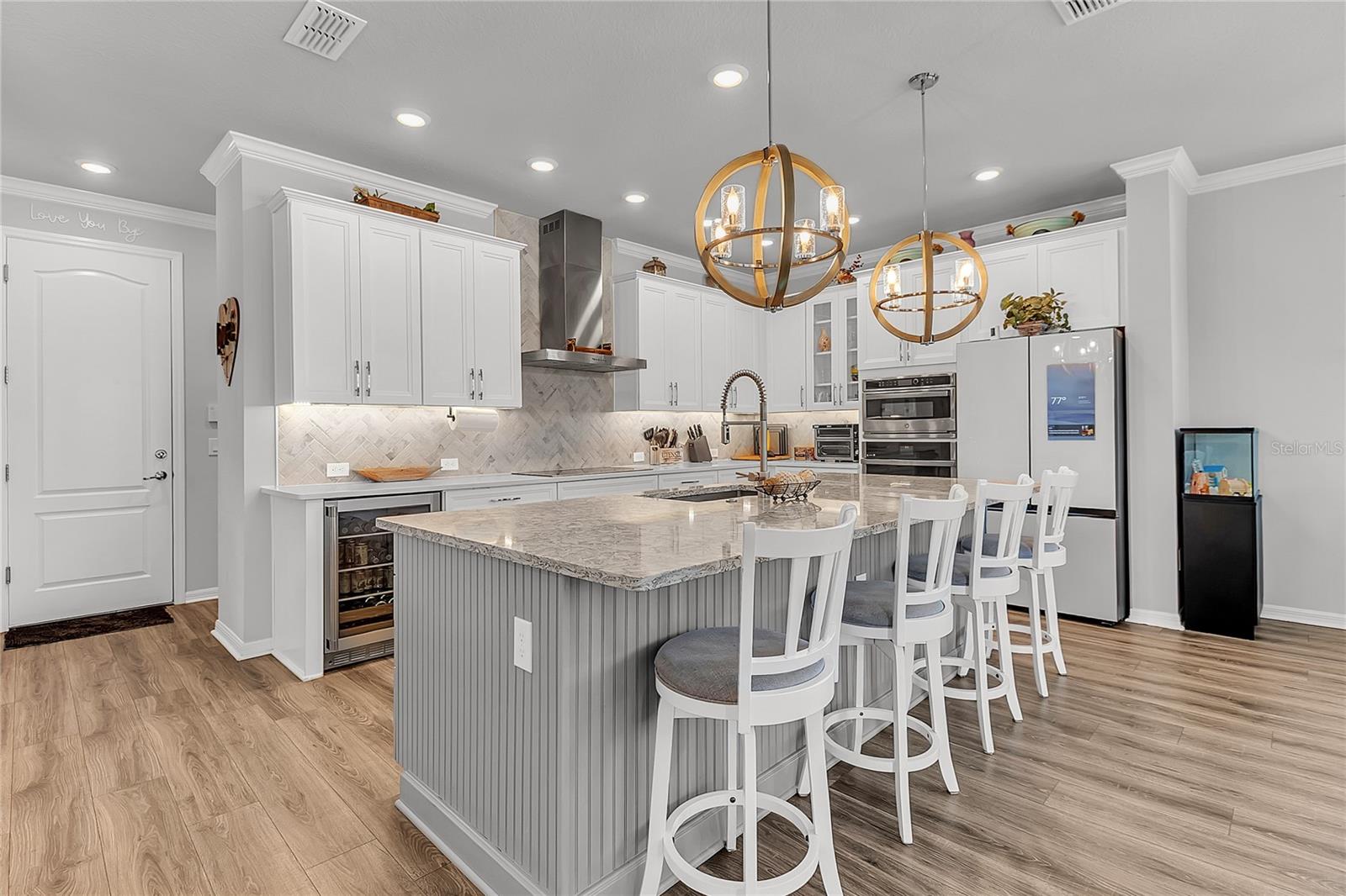 Image 4 of 52 For 17140 Cercis Loop