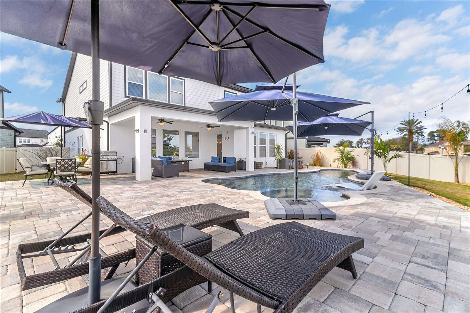 Image 41 of 52 For 17140 Cercis Loop