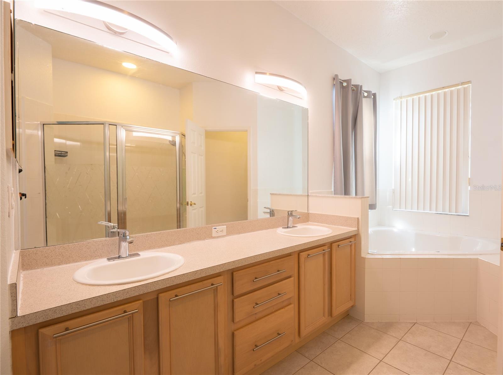 Image 15 of 29 For 158 Minniehaha Circle