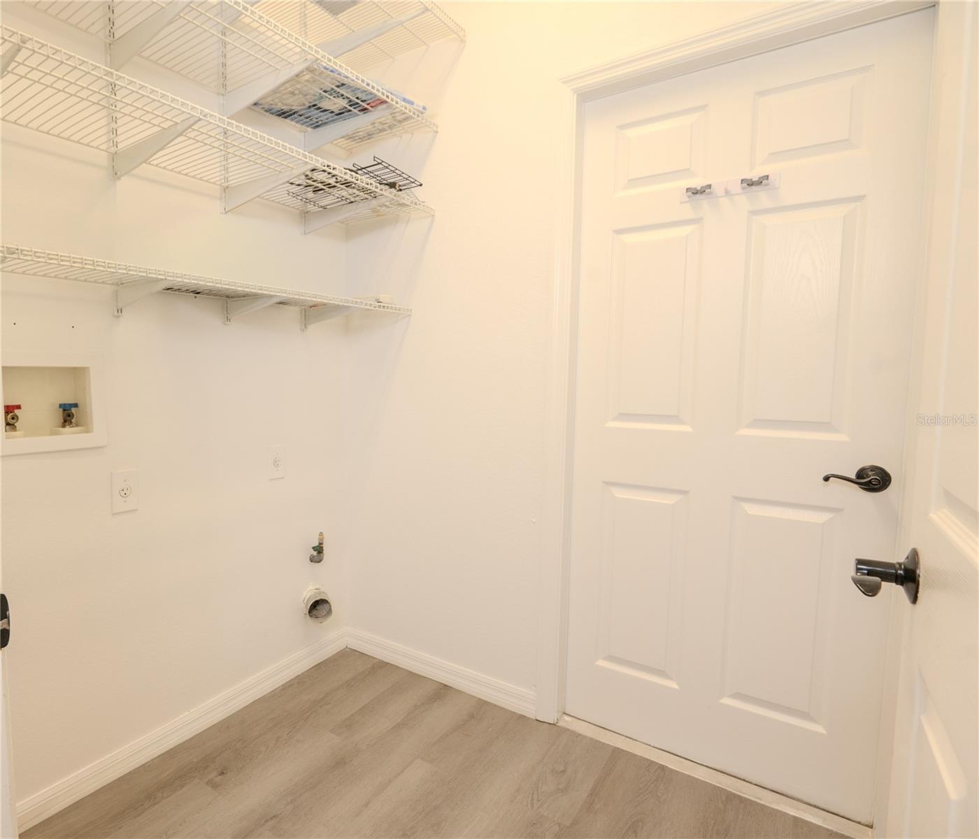 Image 19 of 29 For 158 Minniehaha Circle