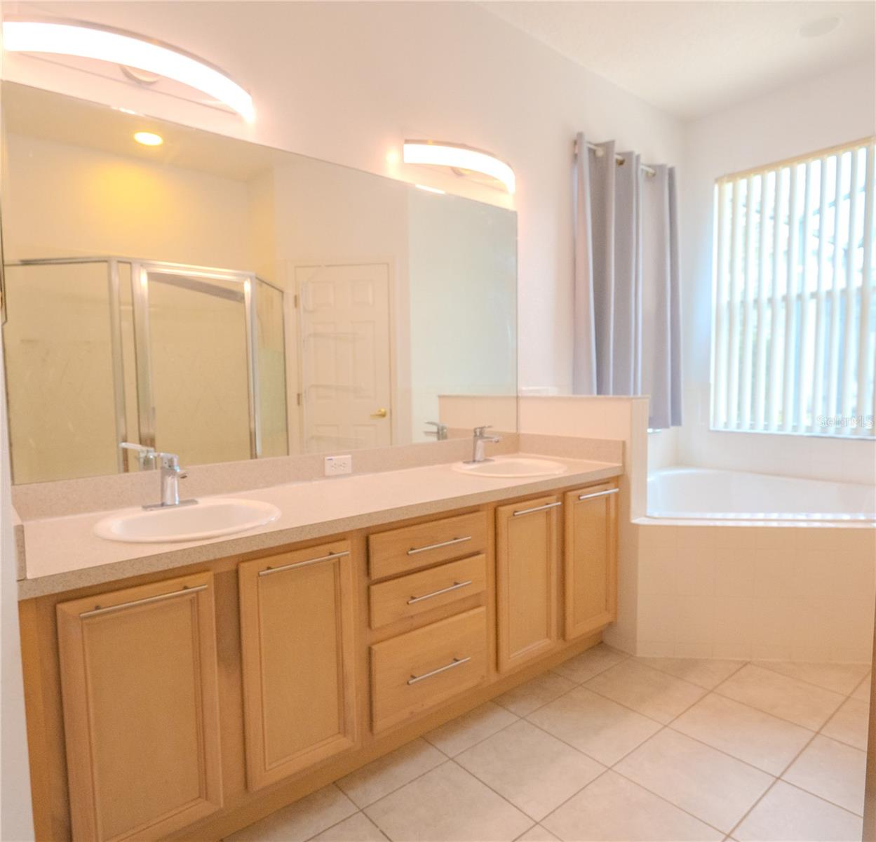 Image 22 of 29 For 158 Minniehaha Circle