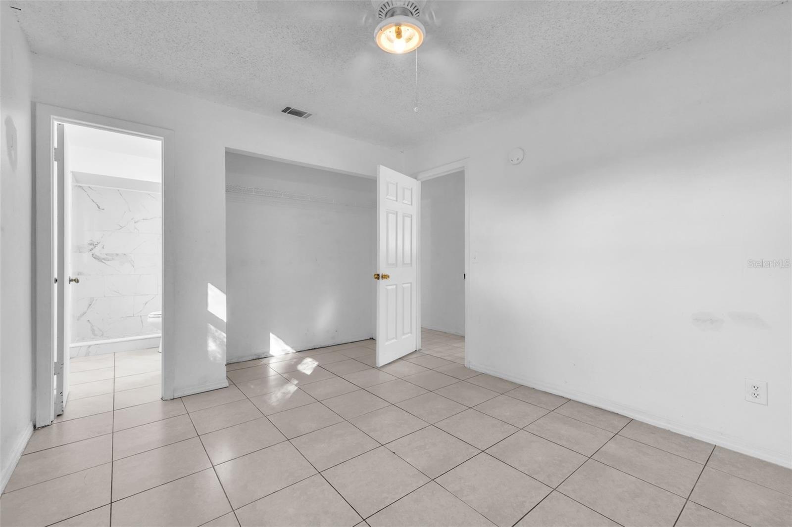 Image 14 of 33 For 4492 Calendula Drive