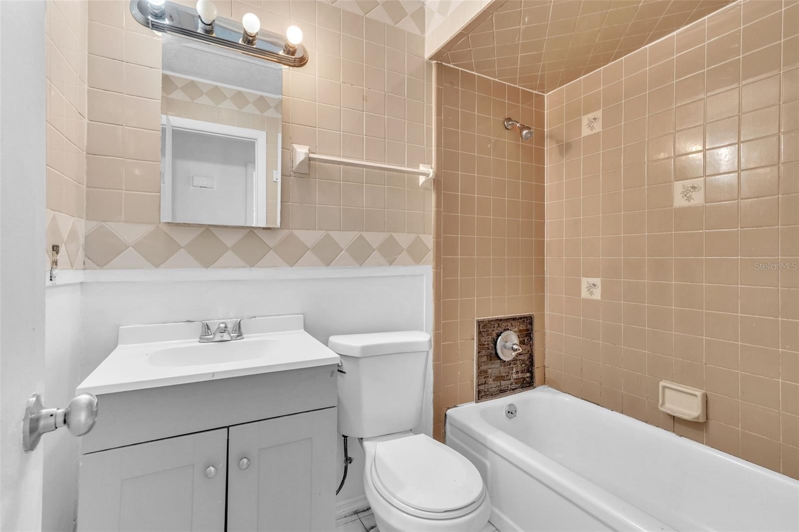 Image 18 of 33 For 4492 Calendula Drive