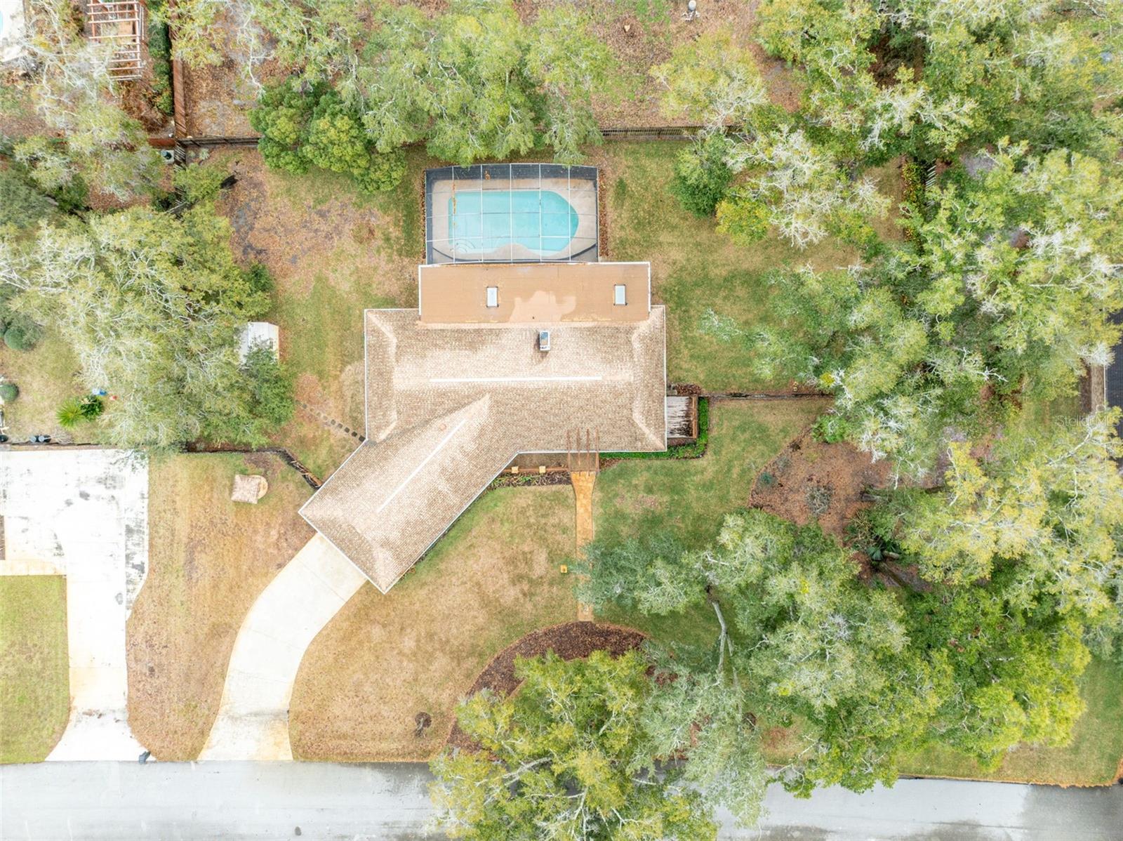 Image 25 of 30 For 424 Kimberly Court