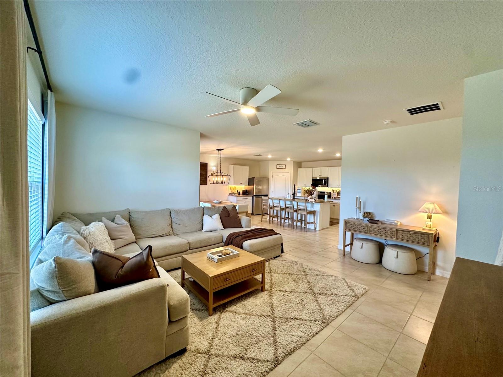 Image 10 of 24 For 9582 Black Walnut Drive