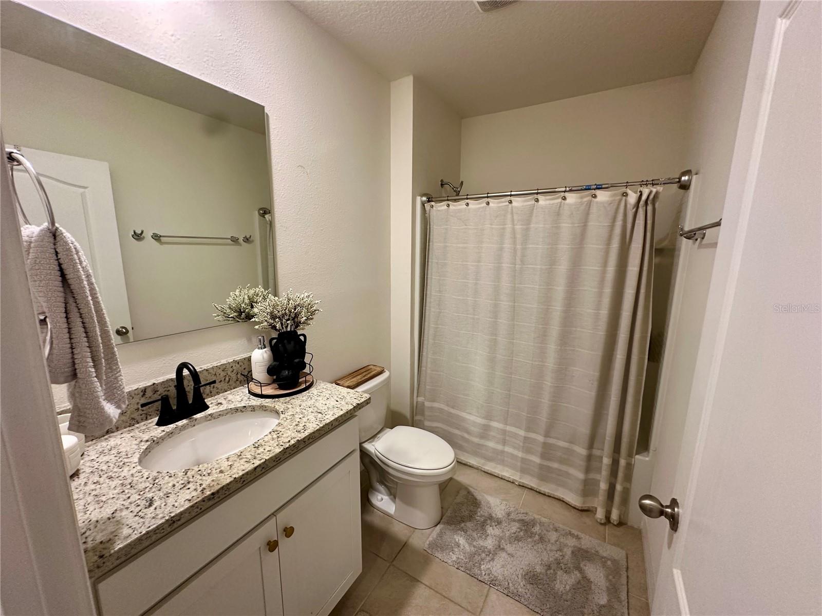 Image 17 of 24 For 9582 Black Walnut Drive