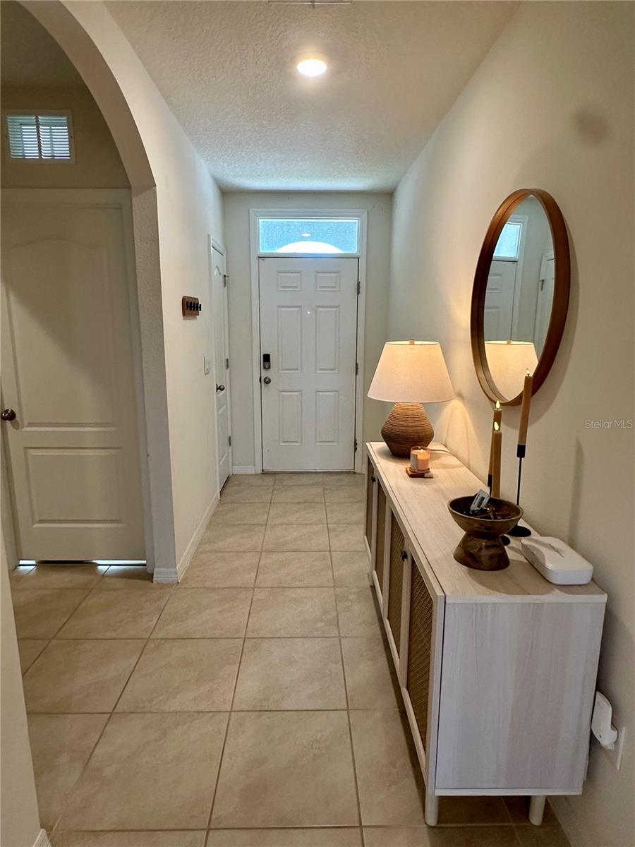 Image 3 of 24 For 9582 Black Walnut Drive