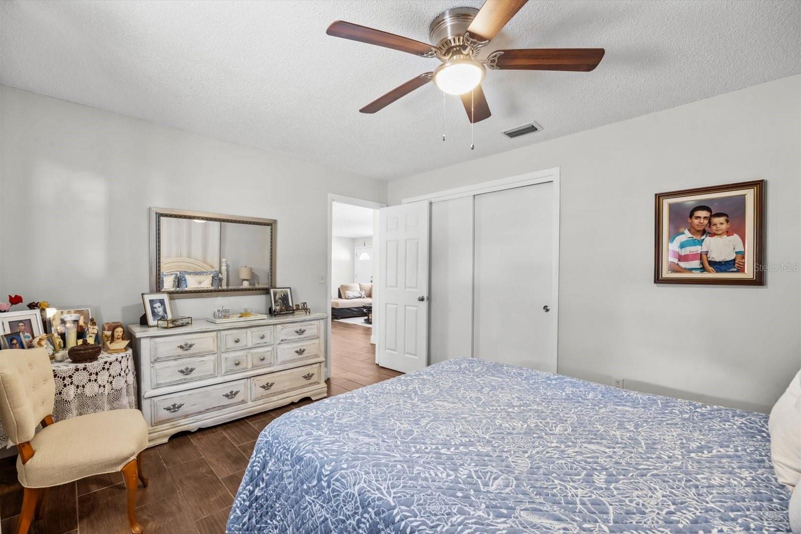 Image 22 of 36 For 1106 Landsdowne Drive