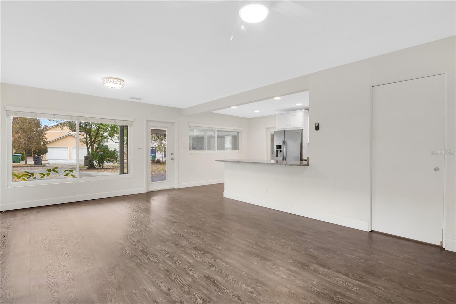 Image 12 of 41 For 1036 Aragon Avenue