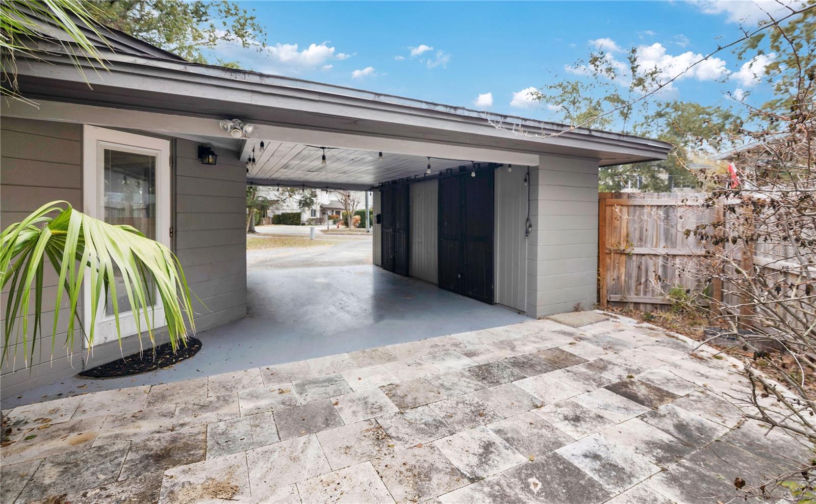 Image 29 of 41 For 1036 Aragon Avenue