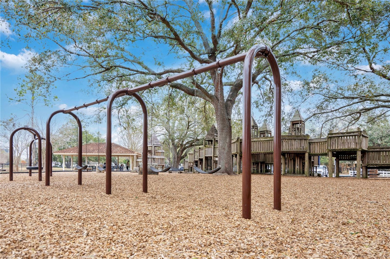 Image 37 of 41 For 1036 Aragon Avenue