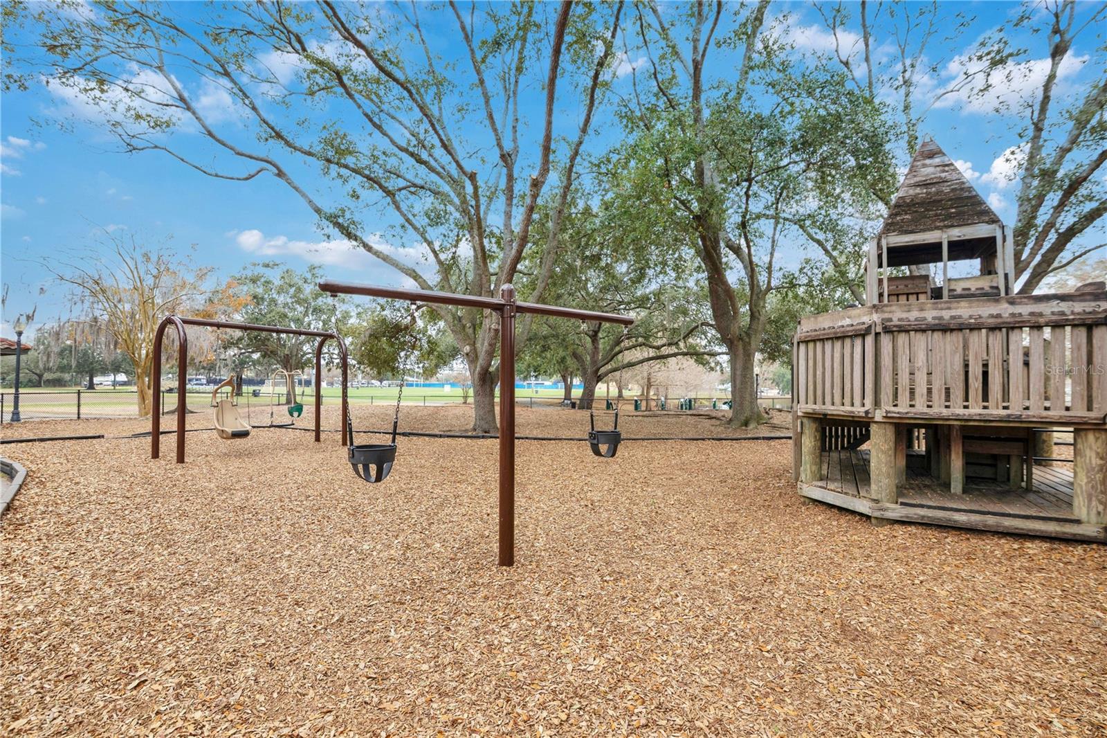 Image 39 of 41 For 1036 Aragon Avenue