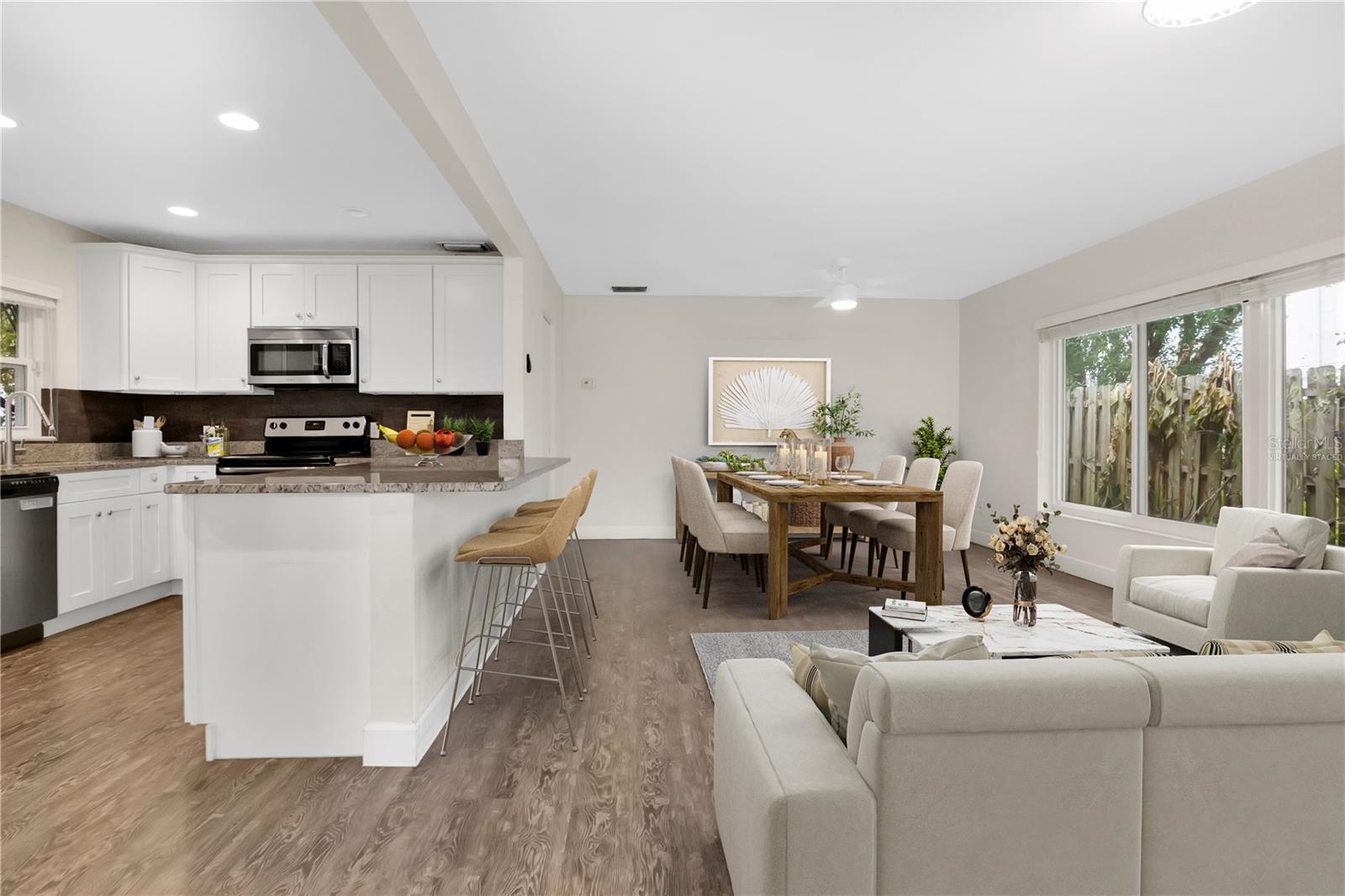 Image 8 of 41 For 1036 Aragon Avenue