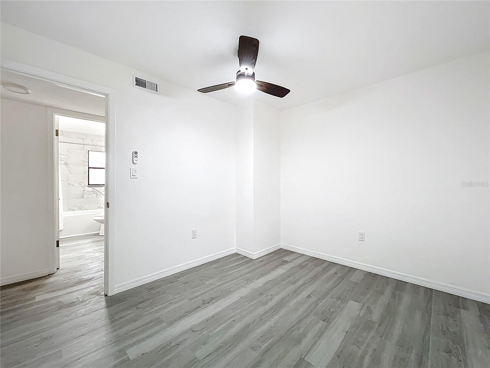 Image 14 of 24 For 1535 Rosedale Street