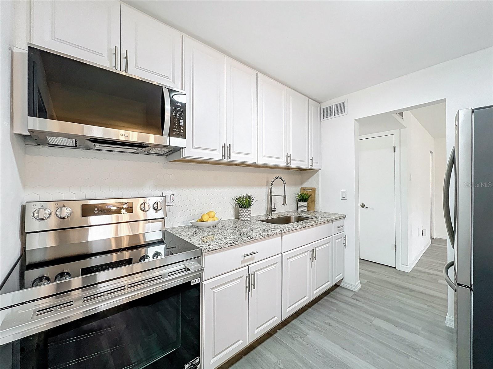 Image 2 of 24 For 1535 Rosedale Street