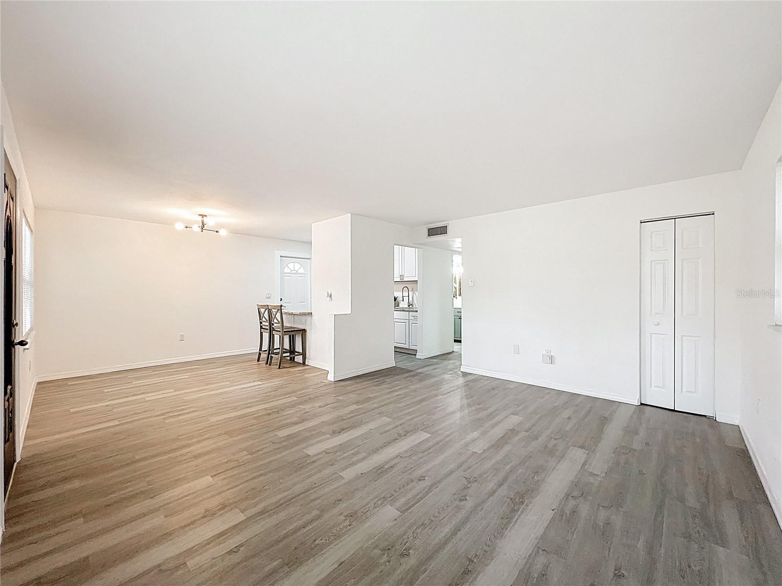 Image 6 of 24 For 1535 Rosedale Street